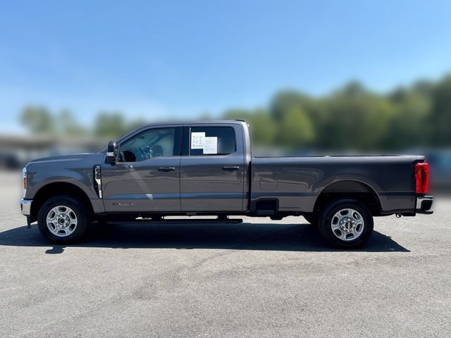 Certified 2025 Ford F350 XLT AWD/4WD image 5