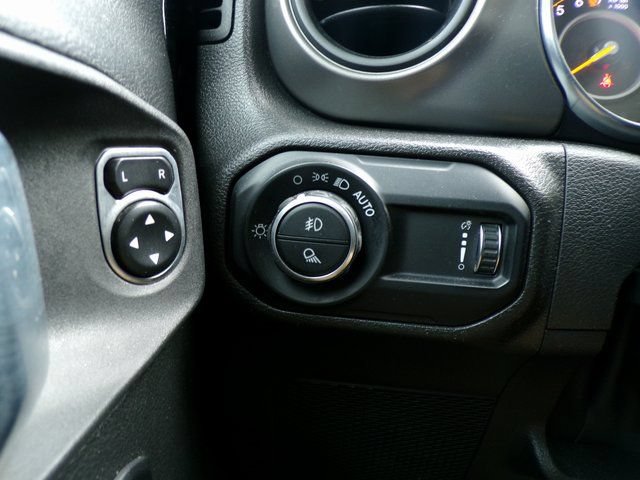 Used 2023 Jeep Gladiator Sport AWD/4WD image 20