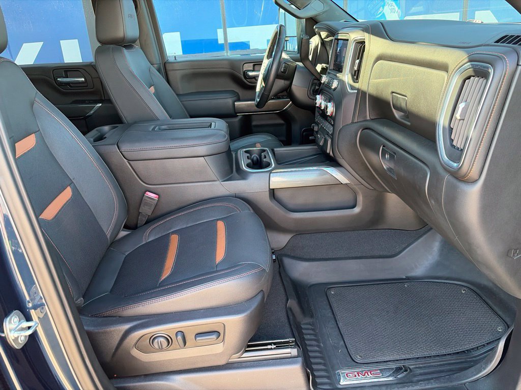 Used 2022 GMC Sierra 2500 AT4 w/ AT4 Preferred Package AWD/4WD image 12