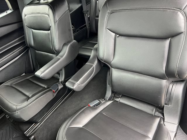 Certified 2022 Ford Explorer XLT w/ Equipment Group 202A AWD/4WD image 13