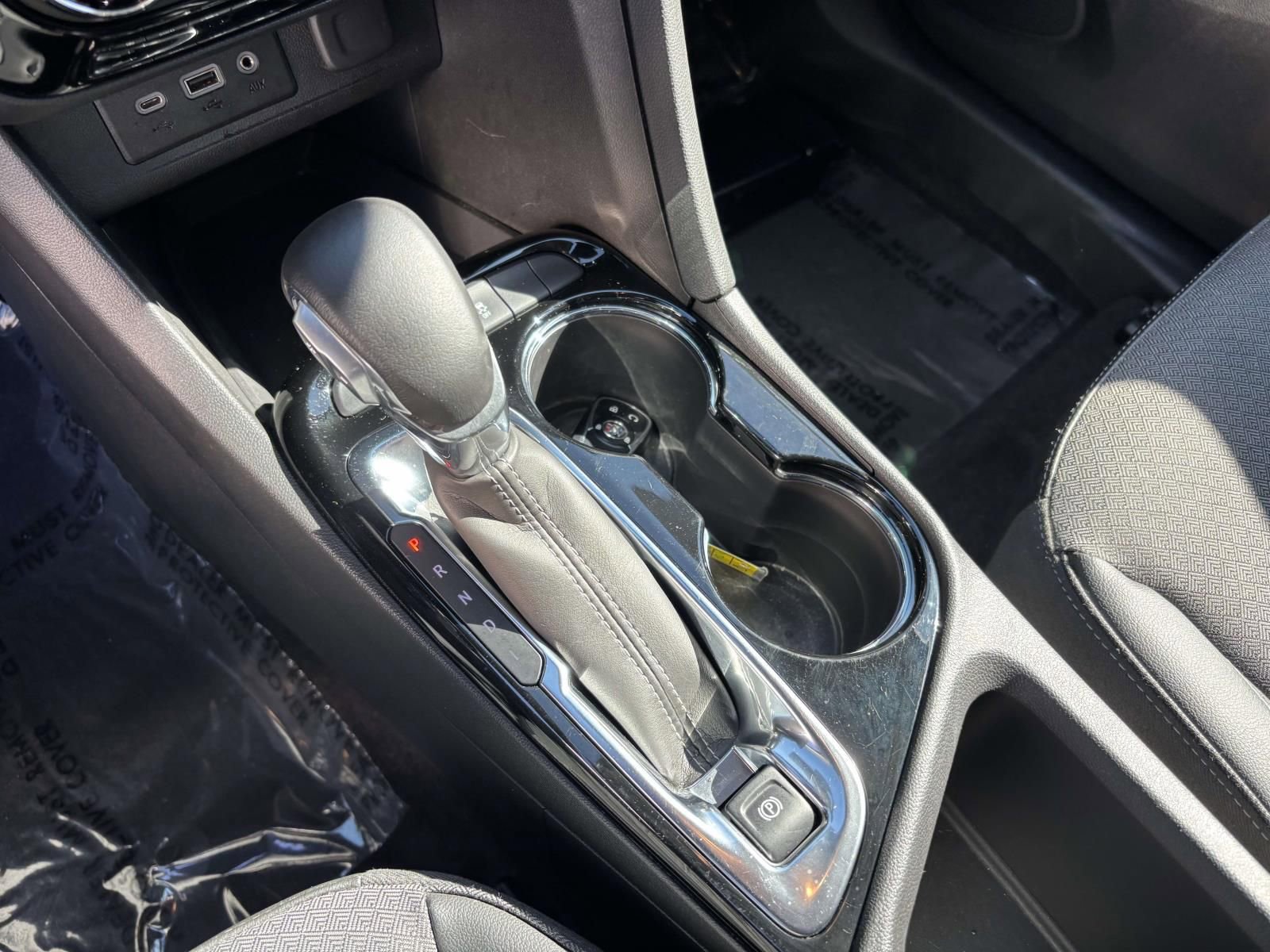 Used 2022 Buick Encore GX Preferred w/ Cold Weather Comfort Package image 25