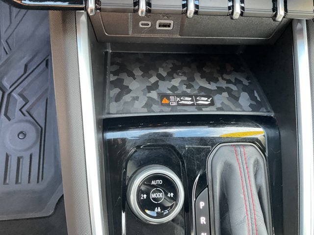 Used 2025 Chevrolet Colorado Z71 AWD/4WD image 23