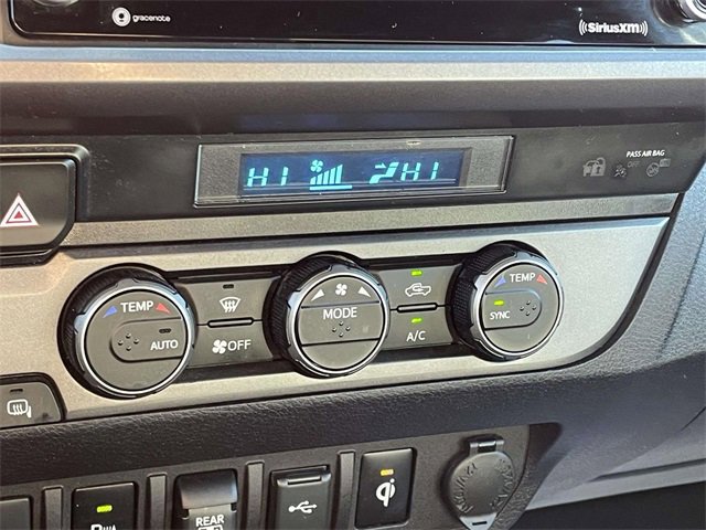 Used 2021 Toyota Tacoma TRD Sport w/ Technology Package image 28