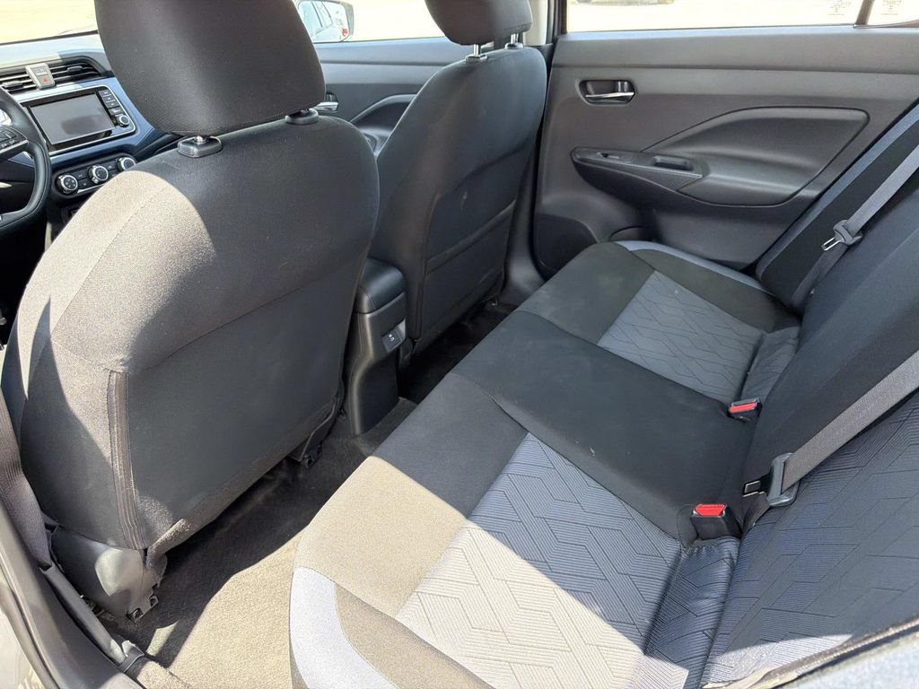 Used 2025 Nissan Versa SV FWD image 12