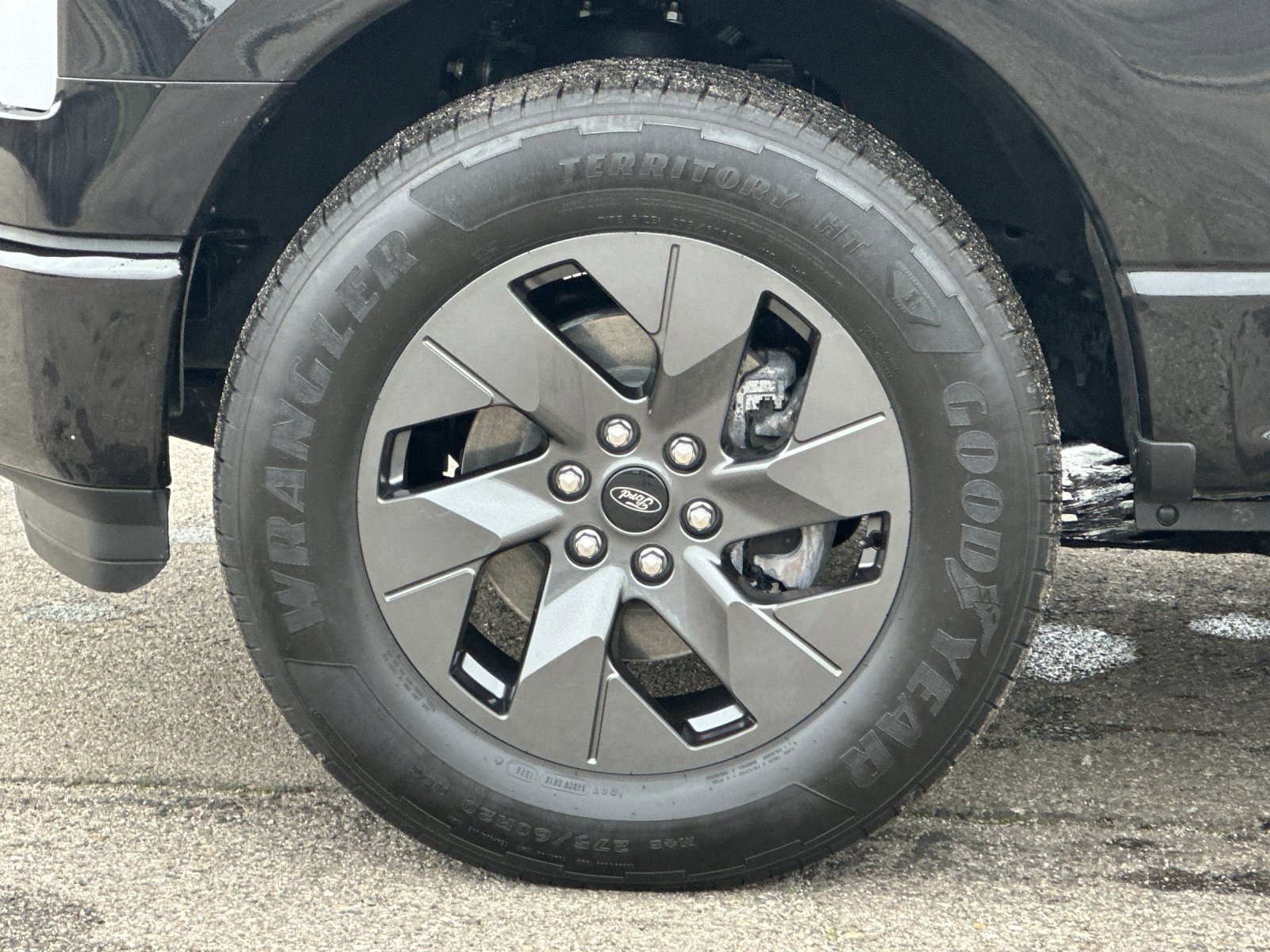 Certified 2025 Ford F150 Lightning Lariat image 25