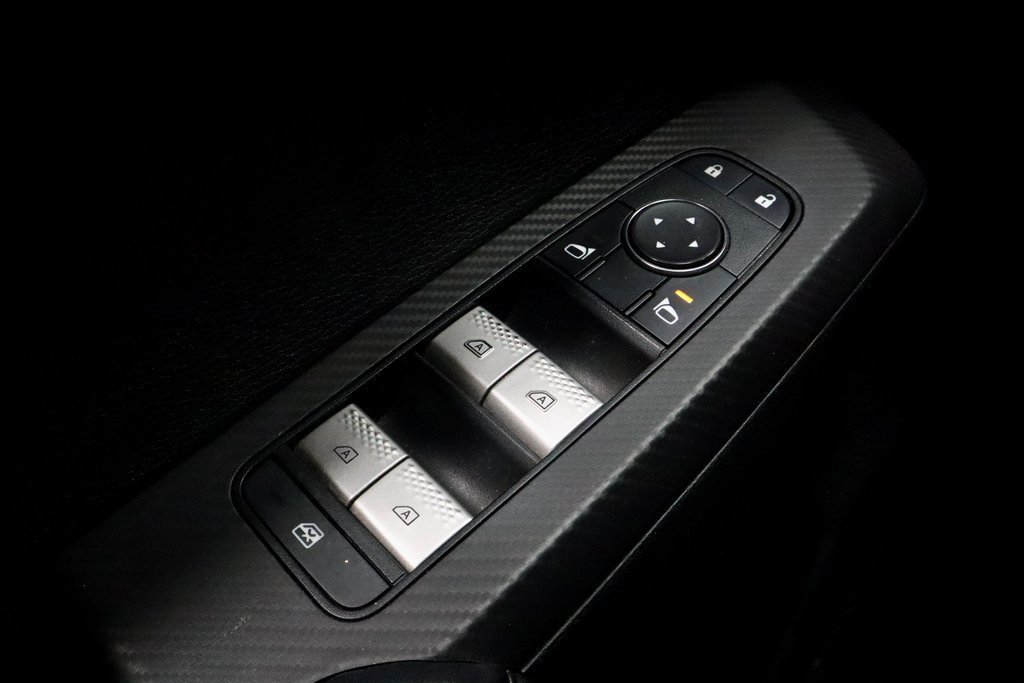 Used 2022 Mitsubishi Outlander SE image 28