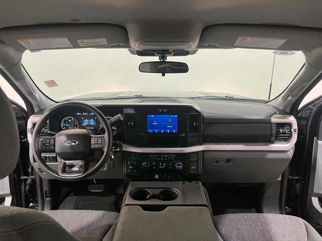 Certified 2025 Ford F250 XLT w/ FX4 Off-Road Package image 20