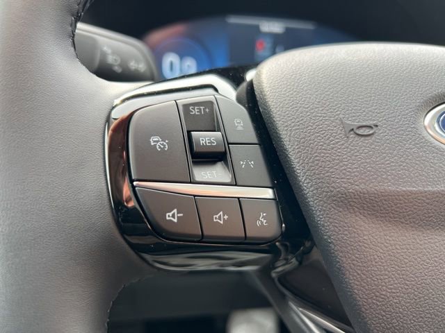 Certified 2023 Ford Escape Platinum w/ Premium Technology Package image 10