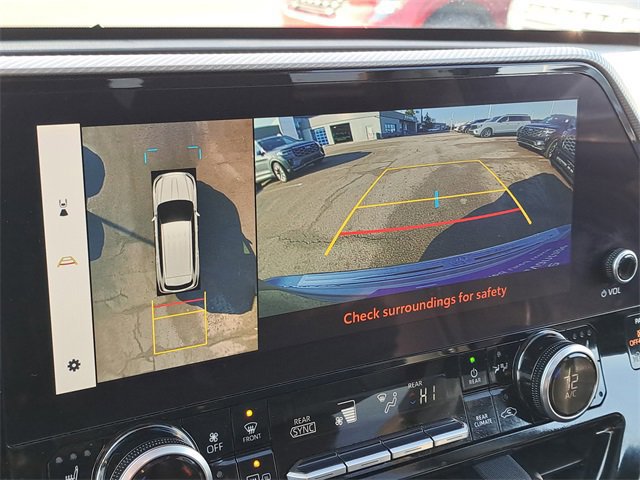 Used 2024 Toyota Highlander Platinum image 17