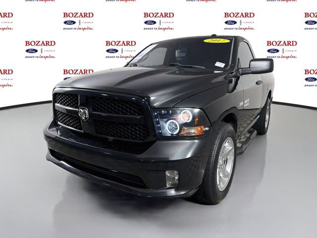 Used 2017 RAM 1500 Express RWD image 4