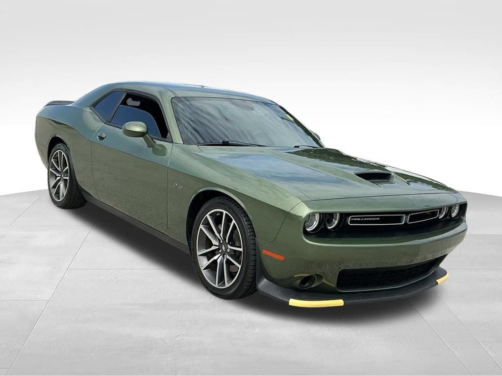 Used 2023 Dodge Challenger R/T RWD image 9