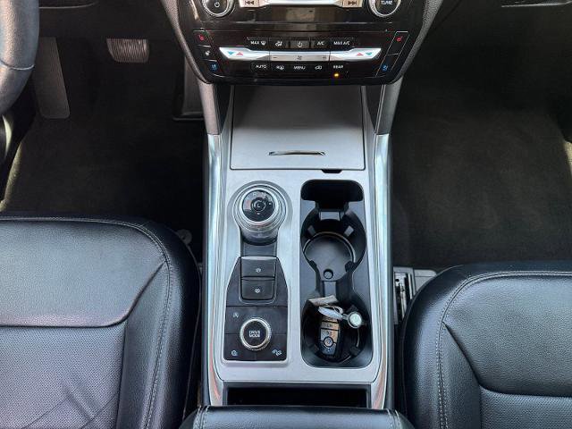 Certified 2023 Ford Explorer Limited w/ Limited Technology Package image 11