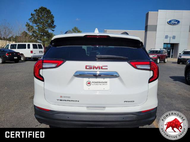 Used 2023 GMC Terrain SLE w/ Driver Convenience Package image 4