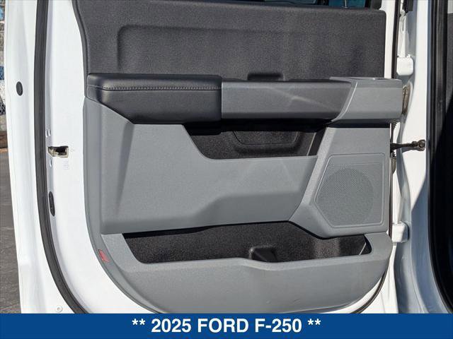 Certified 2025 Ford F250 XLT image 20