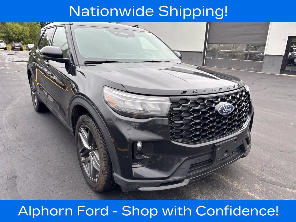 Certified 2025 Ford Explorer ST-Line w/ ST-Line Street Pack AWD/4WD image 3