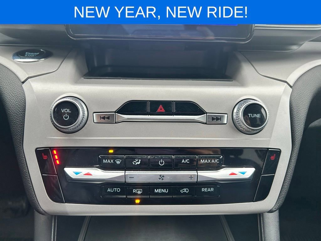 Certified 2023 Ford Explorer XLT w/ Class IV Trailer Tow Package image 31