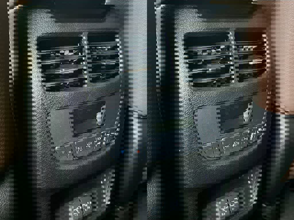 Used 2020 Acura MDX SH-AWD w/ Technology Package image 16