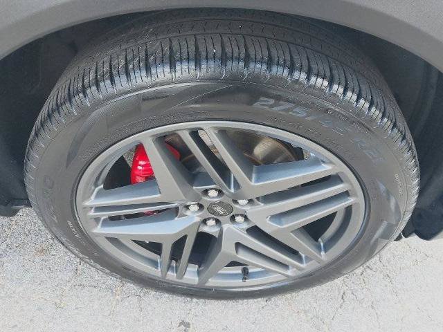 Certified 2025 Ford Explorer ST AWD/4WD image 10