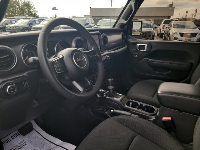 Used 2023 Jeep Gladiator Sport AWD/4WD image 10