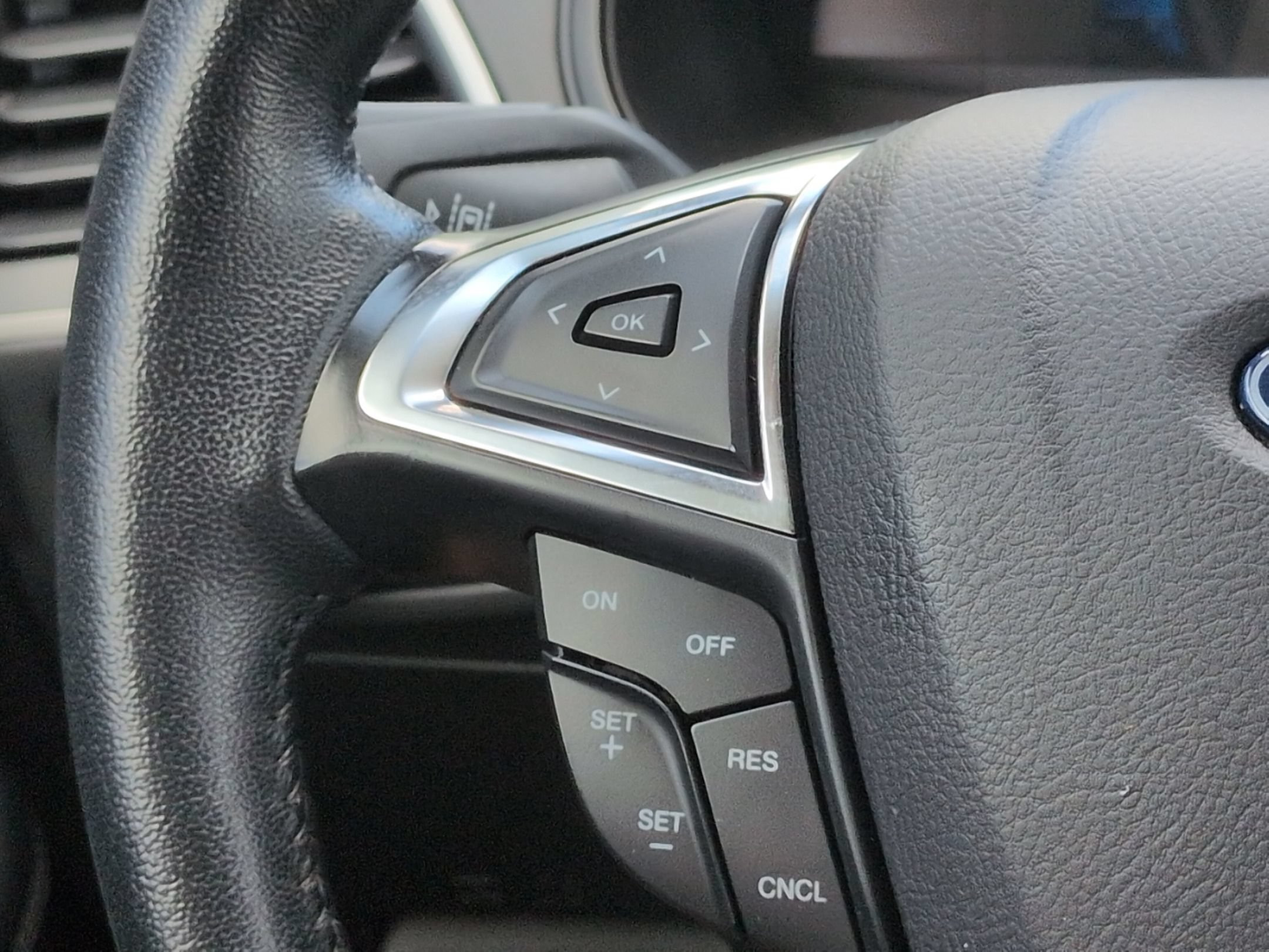 Certified 2024 Ford Edge SEL AWD/4WD image 18