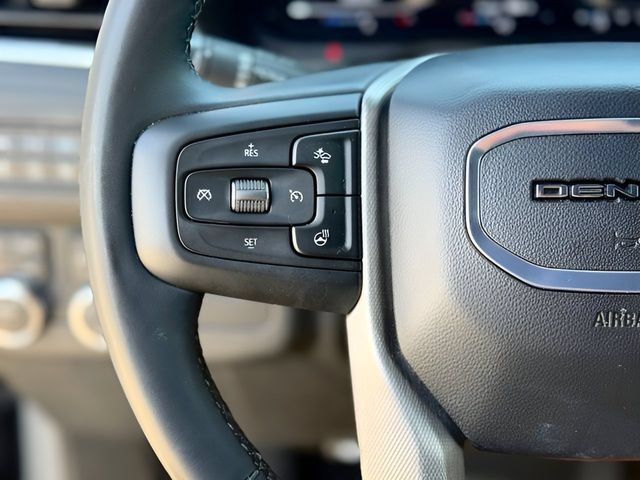 Used 2024 GMC Yukon Denali AWD/4WD image 30