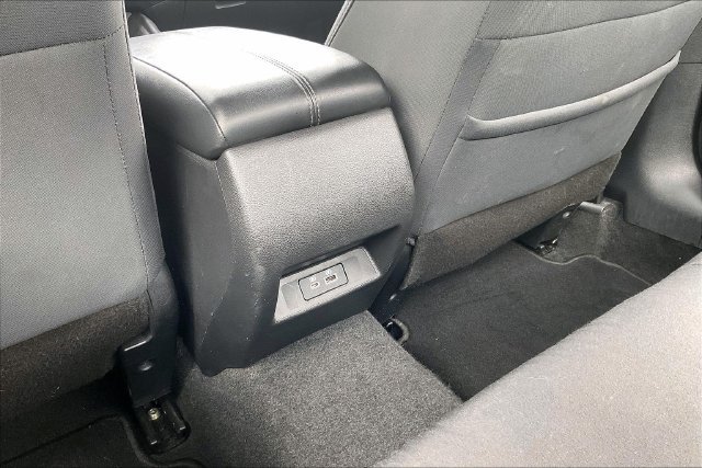 Used 2025 Nissan Altima 2.5 SV FWD image 35