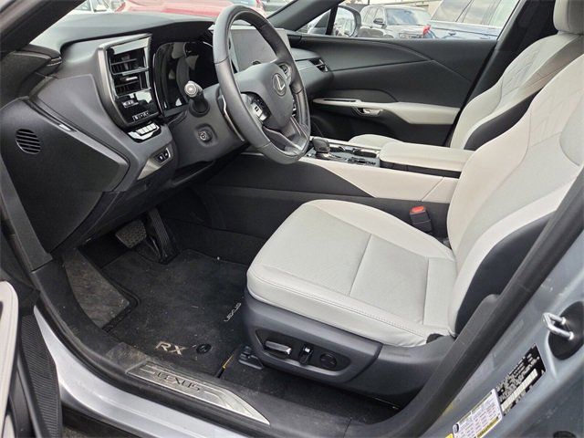 Used 2025 Lexus RX 350 Premium image 10