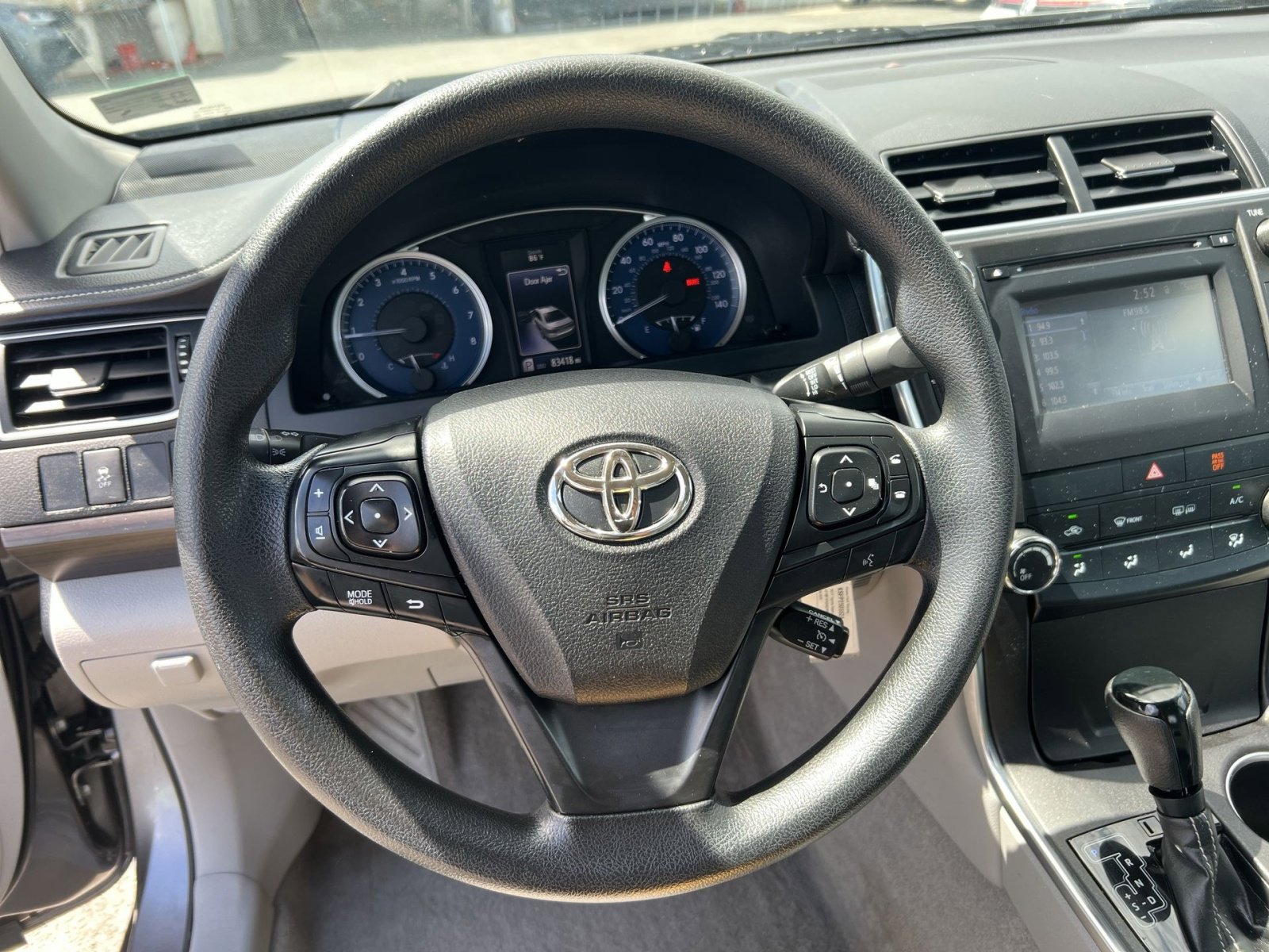 Used 2017 Toyota Camry LE FWD image 24