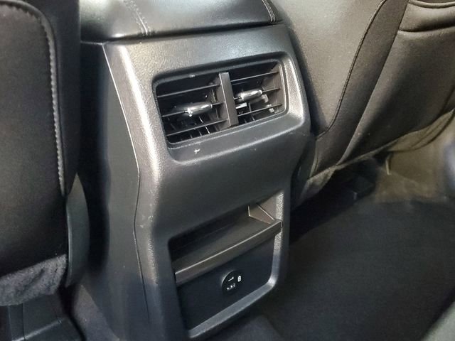 Certified 2022 Ford Edge SE w/ Black Appearance Package image 12