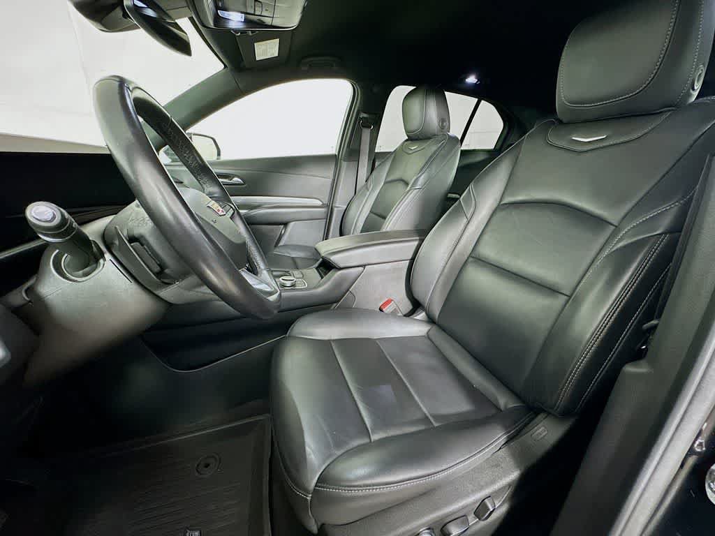 Used 2024 Cadillac XT4 Premium Luxury FWD image 12
