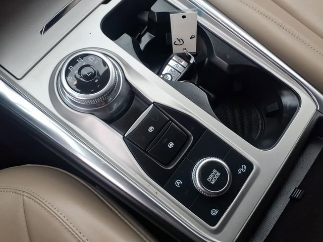 Certified 2022 Ford Explorer XLT w/ Equipment Group 202A image 23