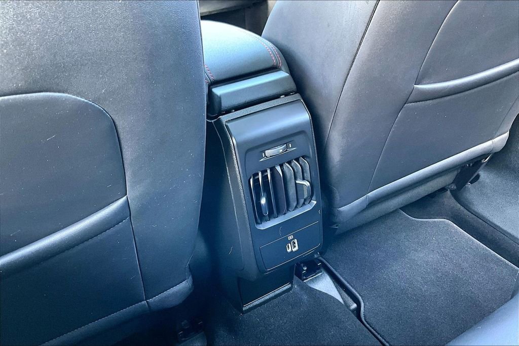 Used 2024 Dodge Hornet R/T Plus AWD/4WD image 33