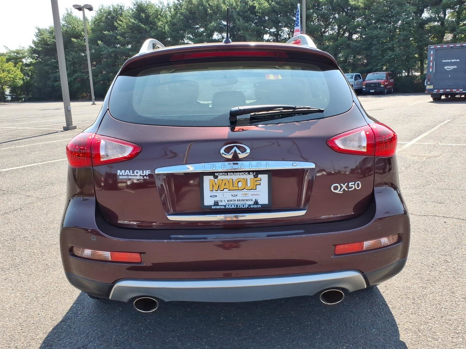 Used 2017 INFINITI QX50 AWD w/ Premium Plus Package image 5