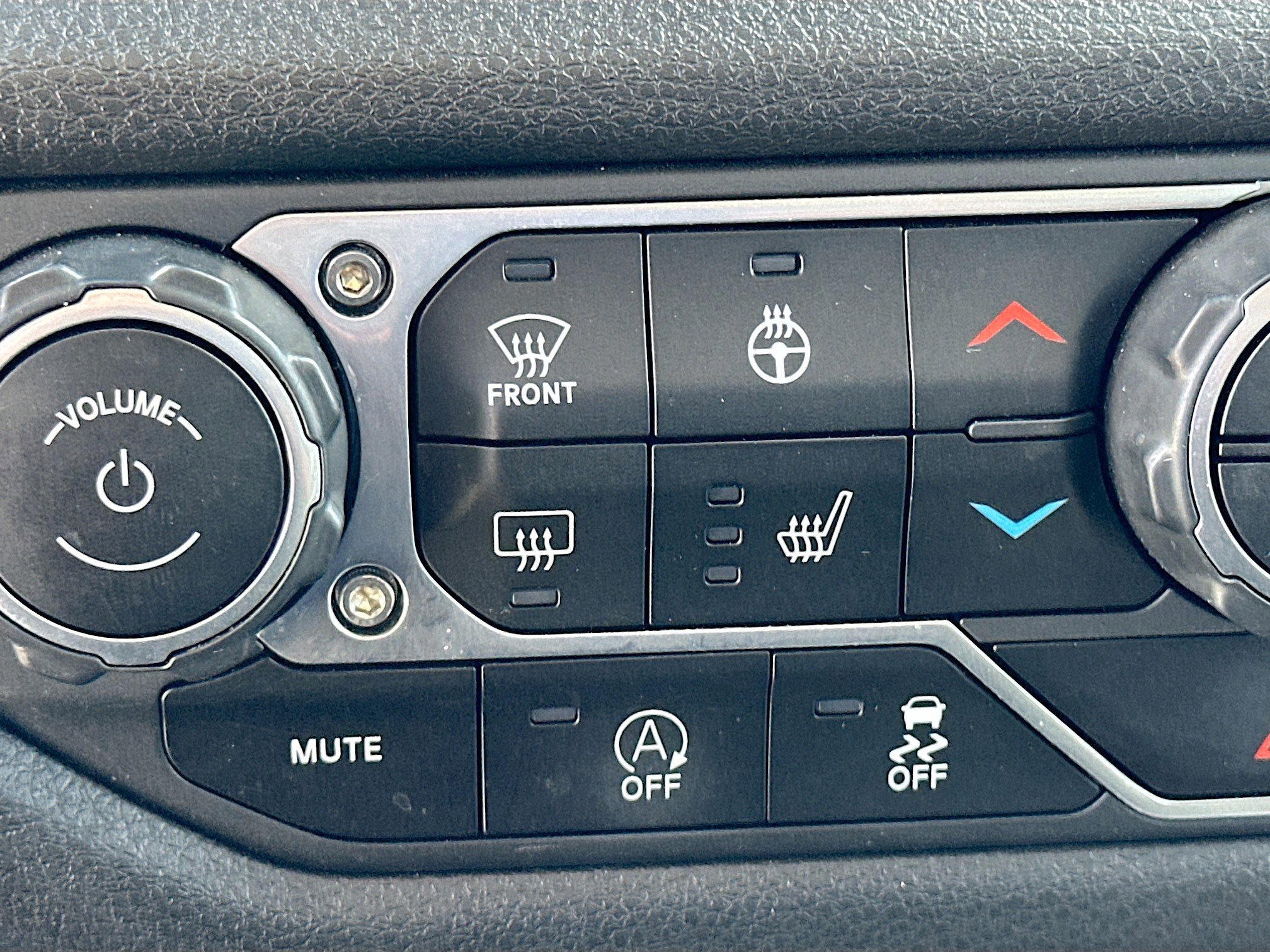 Used 2024 Jeep Wrangler Sport S AWD/4WD image 19