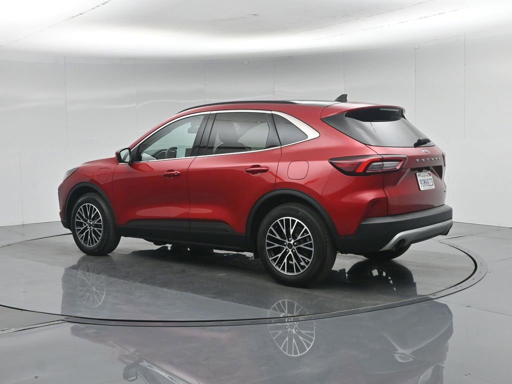 Certified 2023 Ford Escape SE w/ PHEV Premium Package FWD image 7