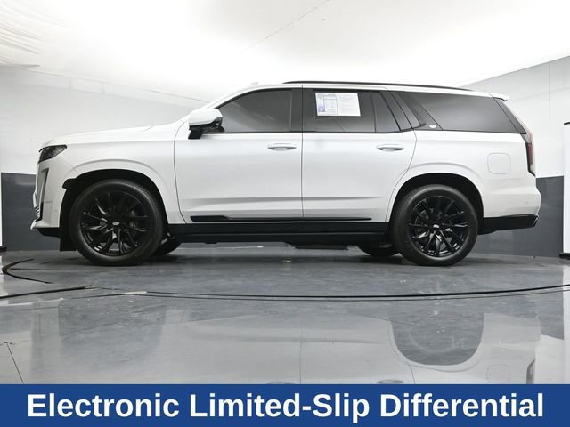 Used 2023 Cadillac Escalade Sport Platinum w/ LPO, ONYX Package AWD/4WD image 30