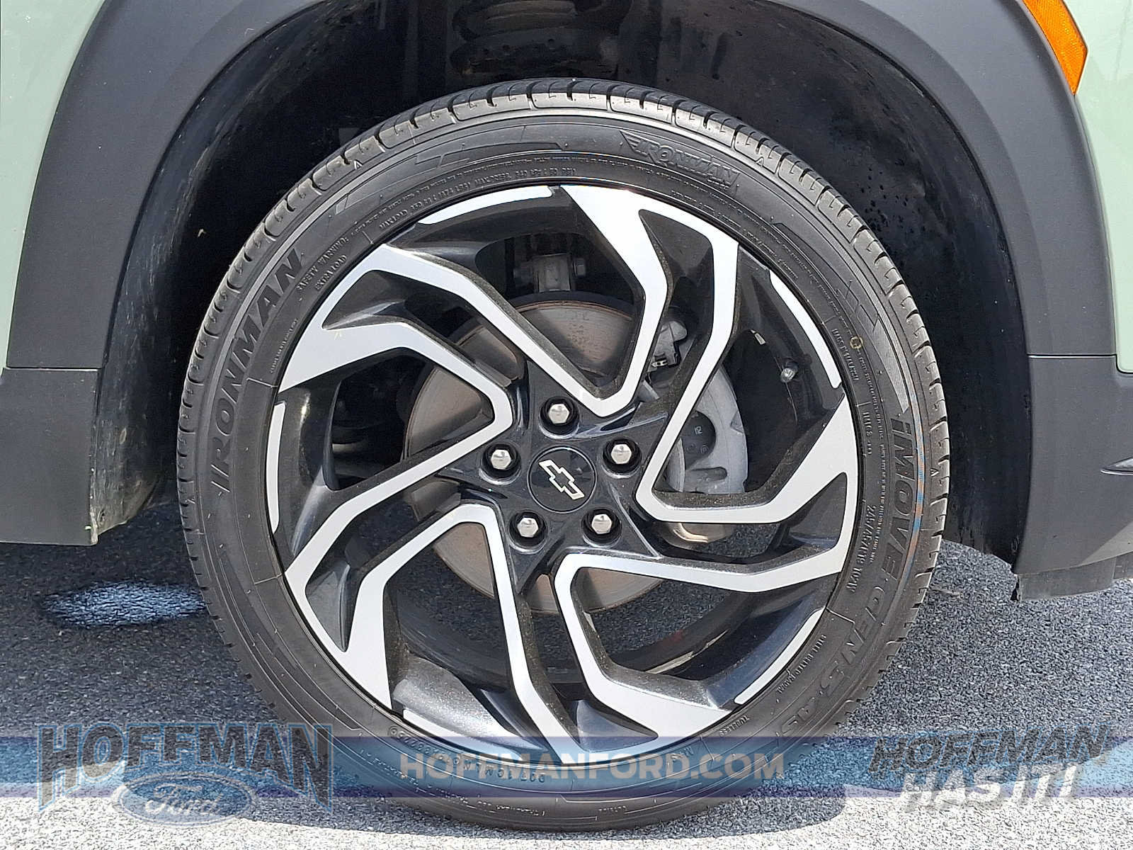 Used 2024 Chevrolet TrailBlazer RS w/ Driver Confidence Package AWD/4WD image 8