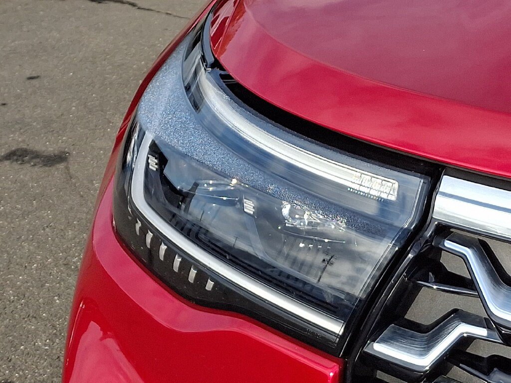 Certified 2025 Ford Explorer Platinum AWD/4WD image 9