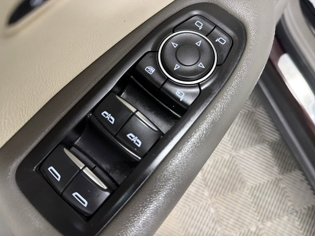 Used 2020 Cadillac XT6 Premium Luxury image 18