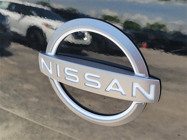 Used 2025 Nissan Versa S image 5