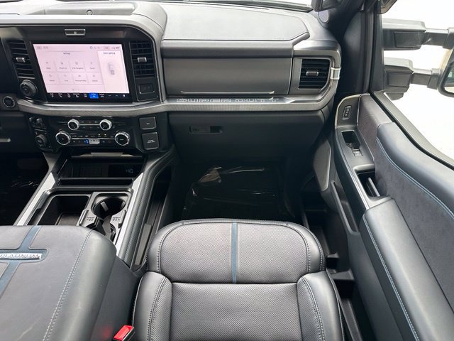 Certified 2025 Ford F250 Platinum AWD/4WD image 14