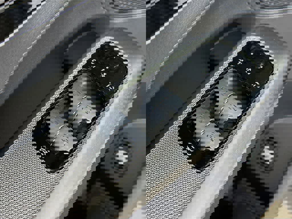 Used 2024 Mercedes-Benz GLC 300 4MATIC image 28