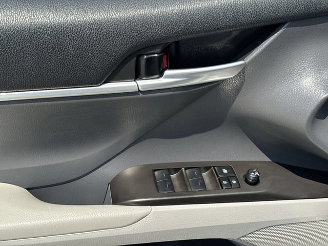 Used 2024 Toyota Camry LE FWD image 13