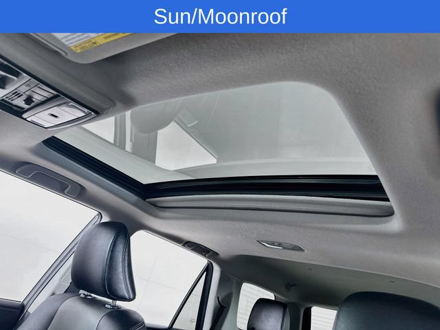 Used 2022 Toyota 4Runner SR5 Premium w/ Moonroof Package AWD/4WD image 5