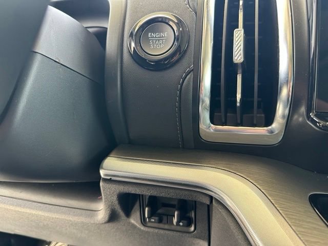 Certified 2025 Ford Expedition Max Platinum w/ Driver's Package AWD/4WD image 29
