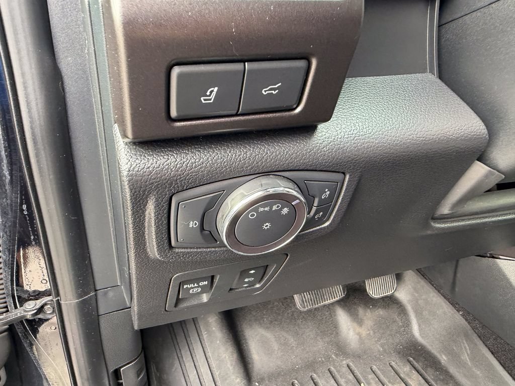 Certified 2020 Ford Expedition Limited w/ Equipment Group 303A AWD/4WD image 11