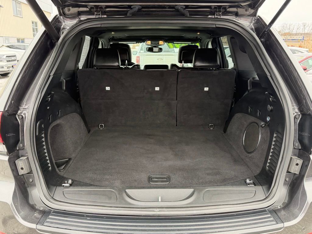 Used 2018 Jeep Grand Cherokee Altitude image 21