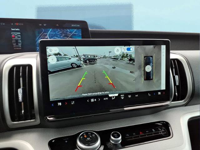 Certified 2025 Ford Expedition Active AWD/4WD image 36