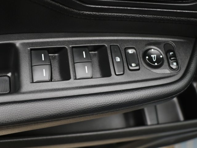 Used 2025 Honda Odyssey Sport-L image 19