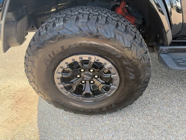 Certified 2024 Ford Bronco Raptor w/ Interior Carbon Fiber Pack 6 AWD/4WD image 9